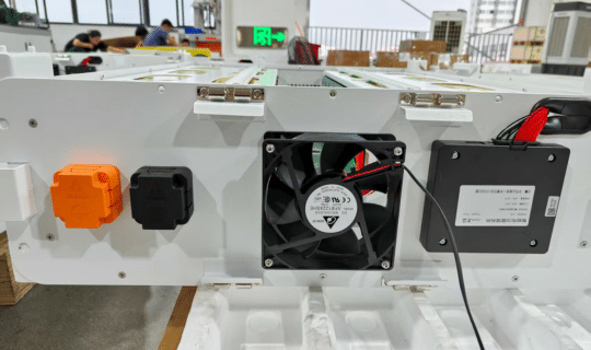 Rakour Energy | LiFePO4 Battery & Energy Storage System Manufacturer — HV & LV Series Rakour HV Series 280Ah and 314Ah lithium iron phosphate battery modules with built-in fan cooling system maintaining safe operating temperature during high-power charge and discharge cycles in C&I battery energy storage applications